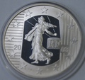  1 1/2  2003. 